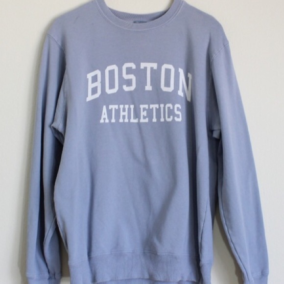 Brandy Melville Jackets & Blazers - Brandy Melville Sweatshirt